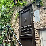 Old Town Rooftop Sea-view 1br With Terrace Antibes